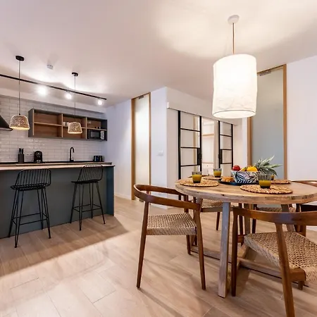 Apartment Luxury Beachfront Living On The With Big Terrace *