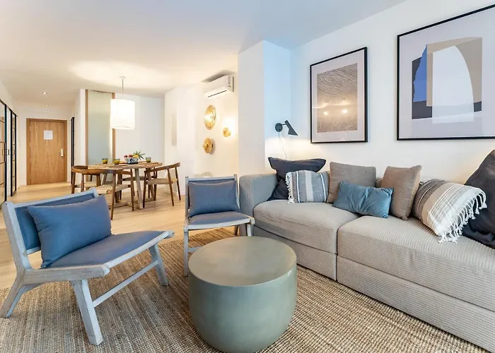 Luxury Beachfront Living On The With Big Terrace アパート *